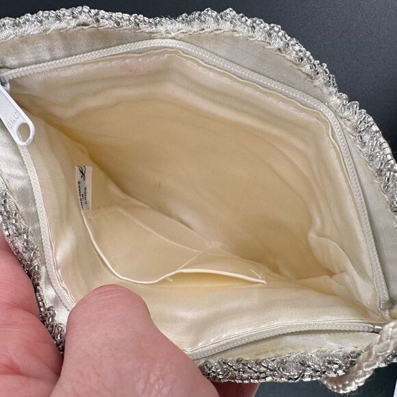 Vintage La Regale Womens Floral Beaded Crossbody Clutch Purse Bag White Cocktail - Picture 4 of 13